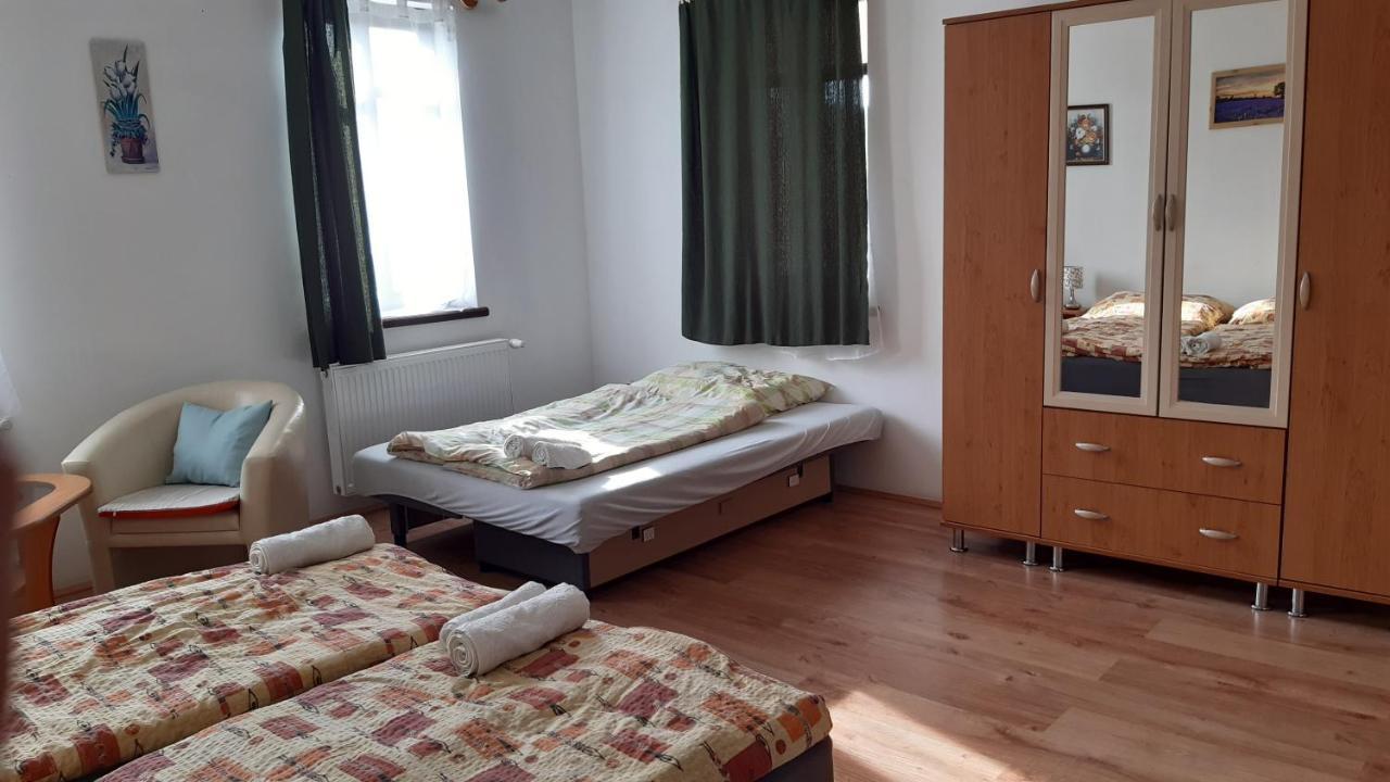 Bajusz Vendeghaz Hotell Tornyosnémeti Eksteriør bilde